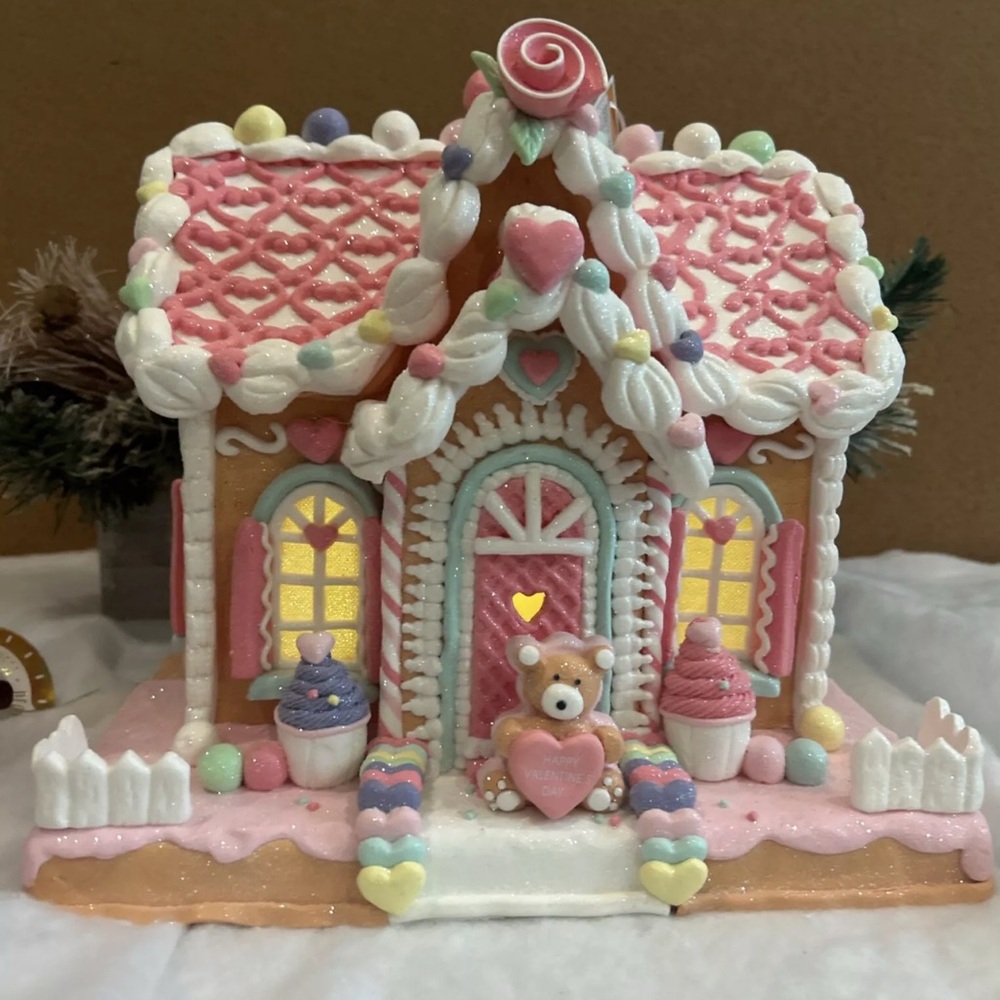 Love & Cupcakes Light Up Valentine's Gingerbread Style House Pink Pastel Decor